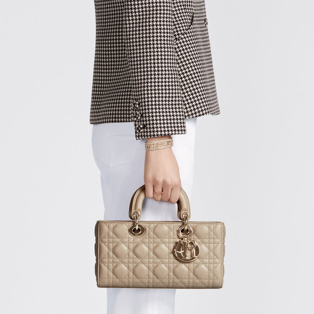 CHRISTIAN DIOR