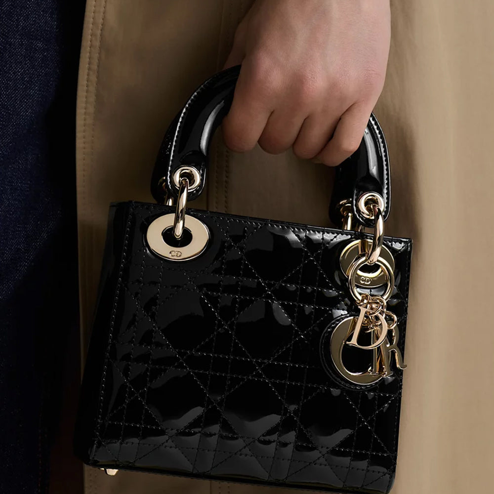 CHRISTIAN DIOR