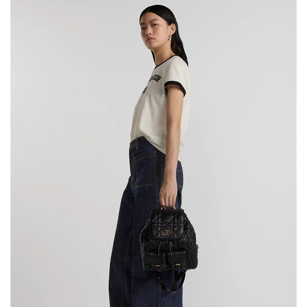 CHRISTIAN DIOR