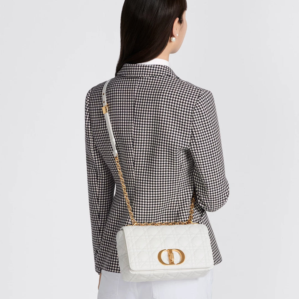 CHRISTIAN DIOR