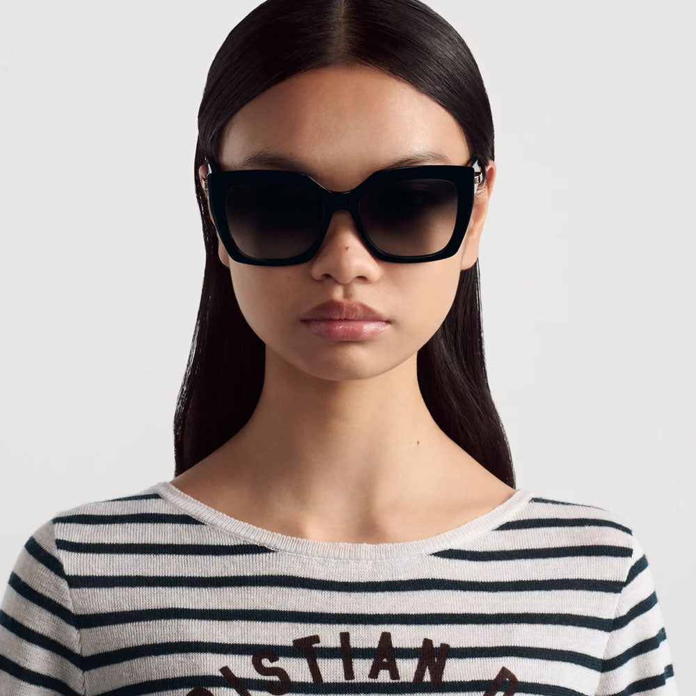 CHRISTIAN DIOR