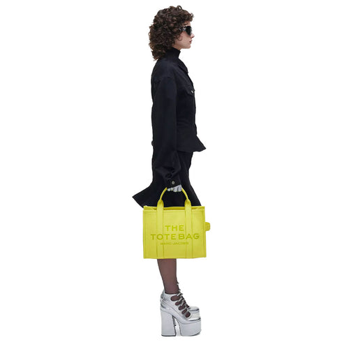MARC JACOBS
