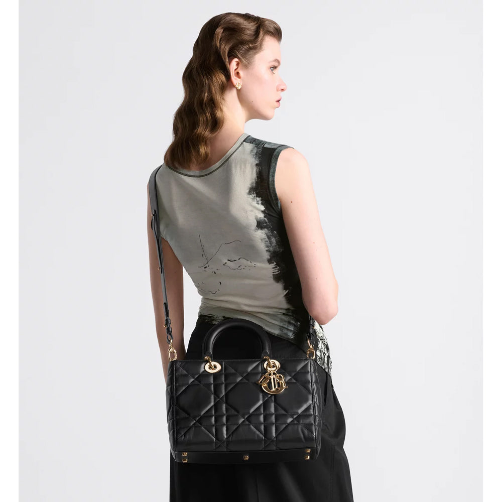 CHRISTIAN DIOR