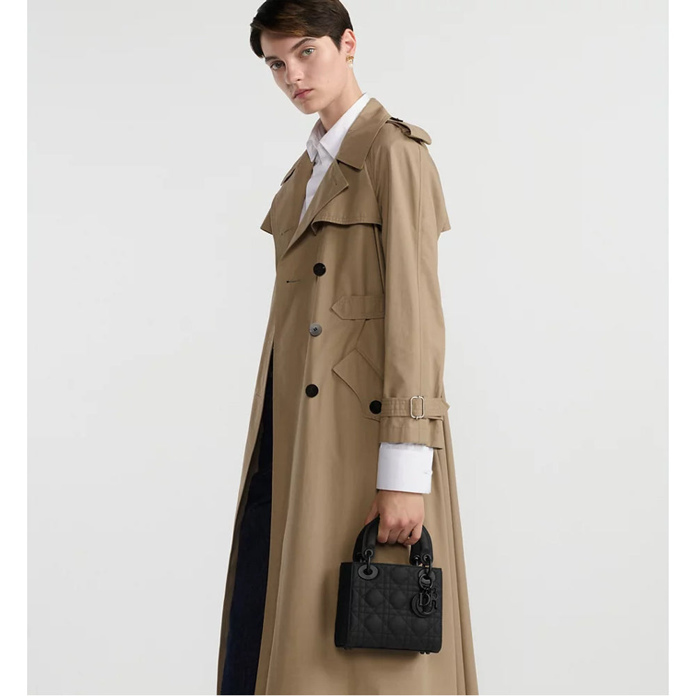 CHRISTIAN DIOR