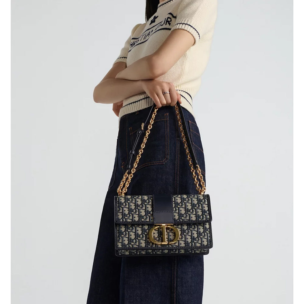 CHRISTIAN DIOR