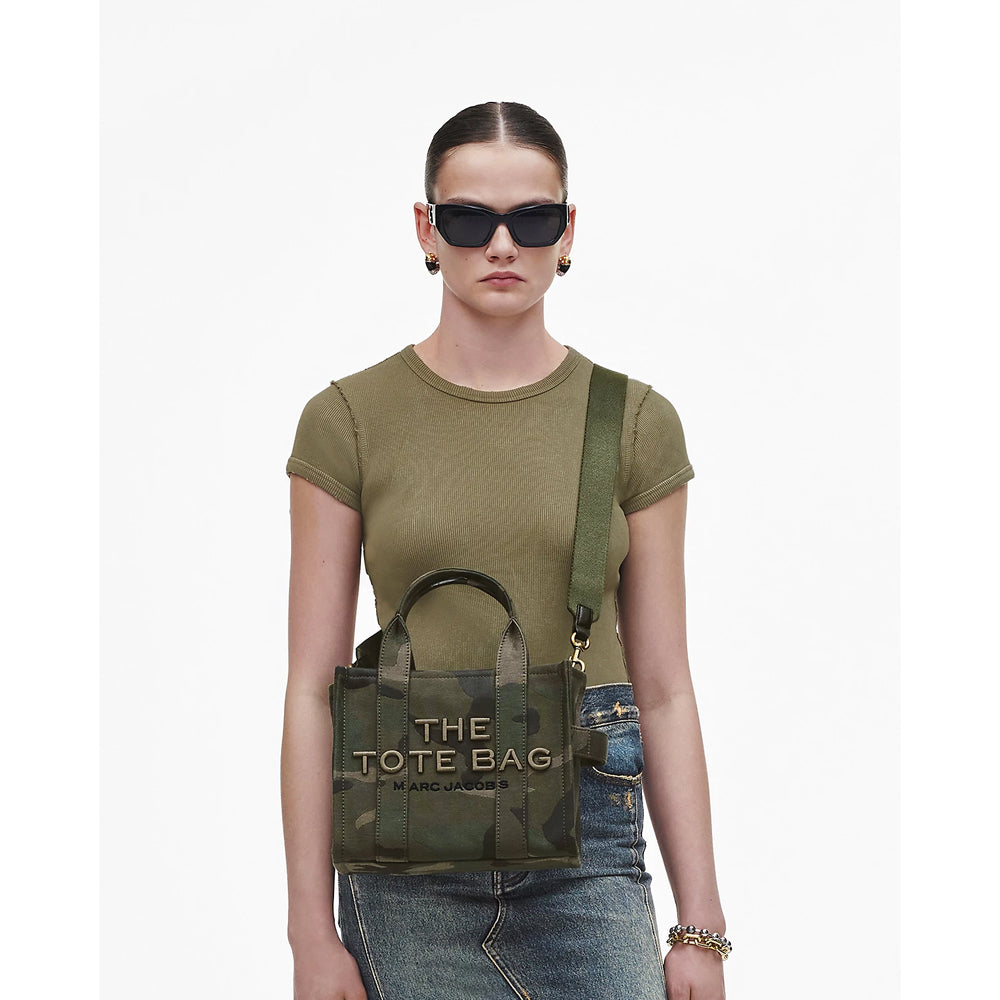 MARC JACOBS