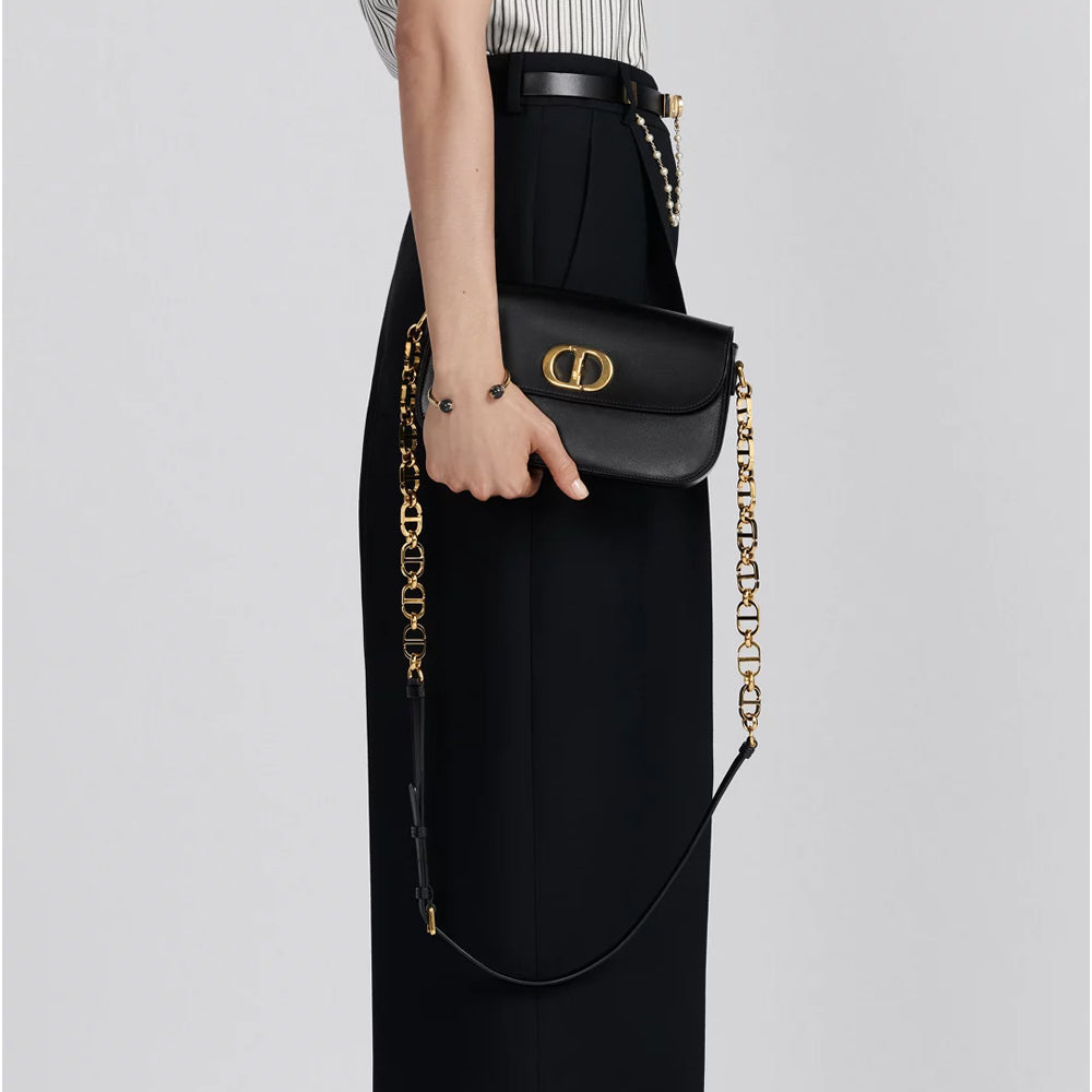 CHRISTIAN DIOR