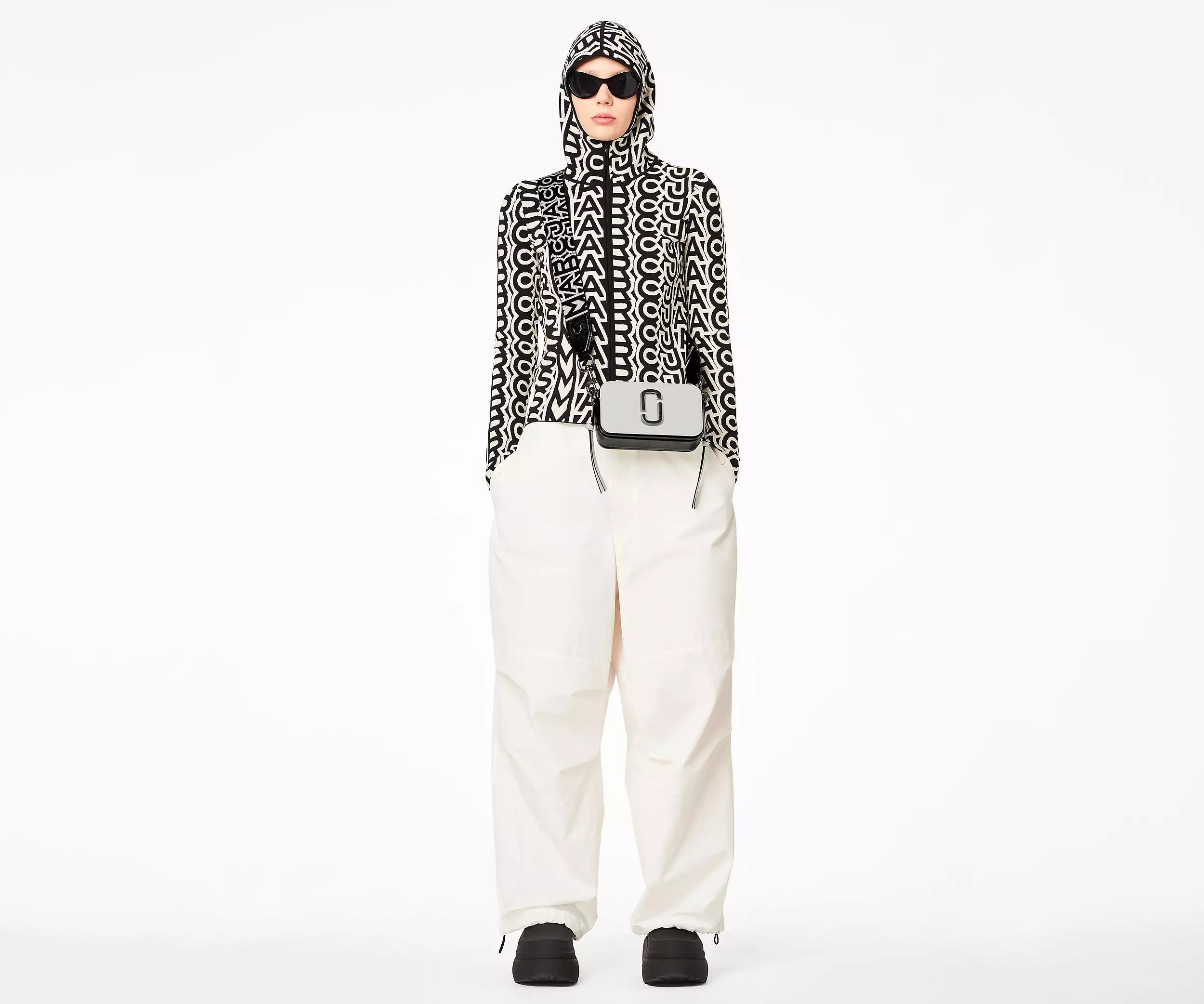 MARC JACOBS