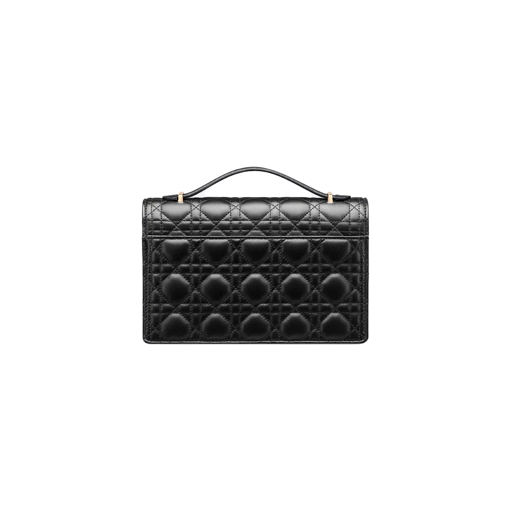 CHRISTIAN DIOR