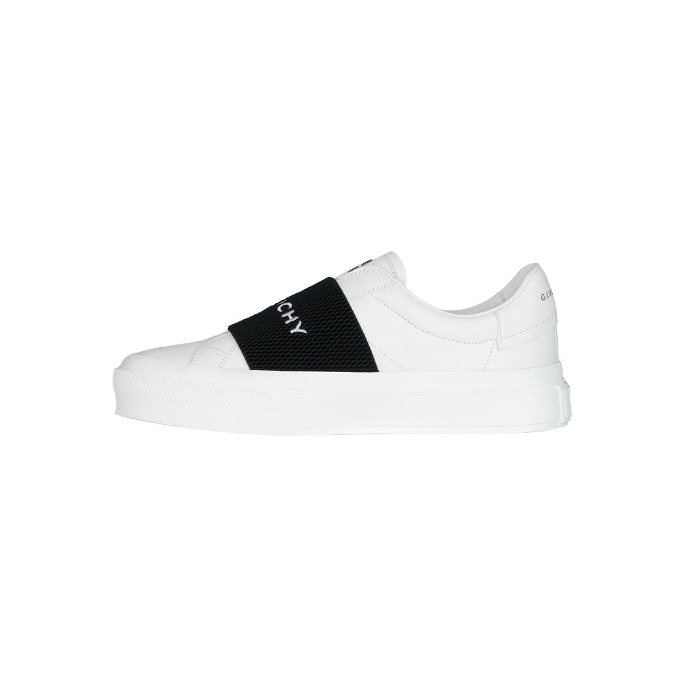 GIVENCHY