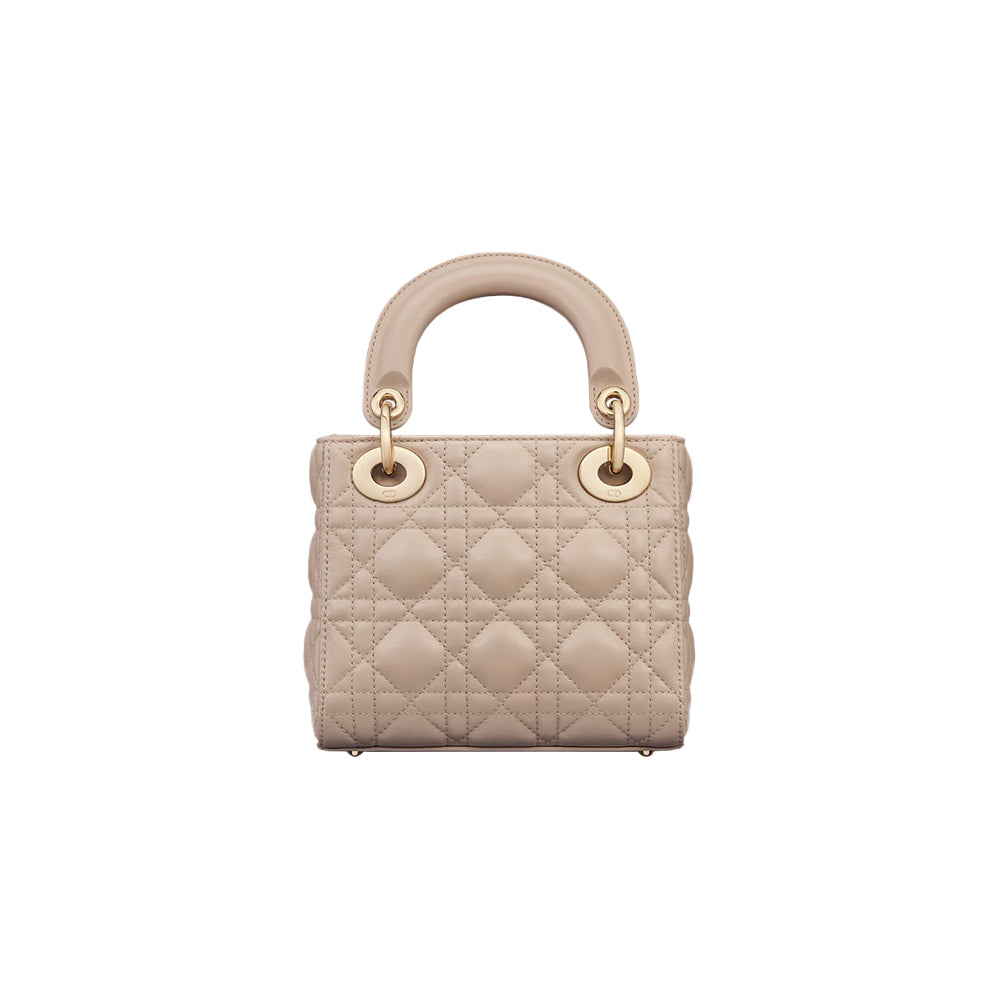 CHRISTIAN DIOR