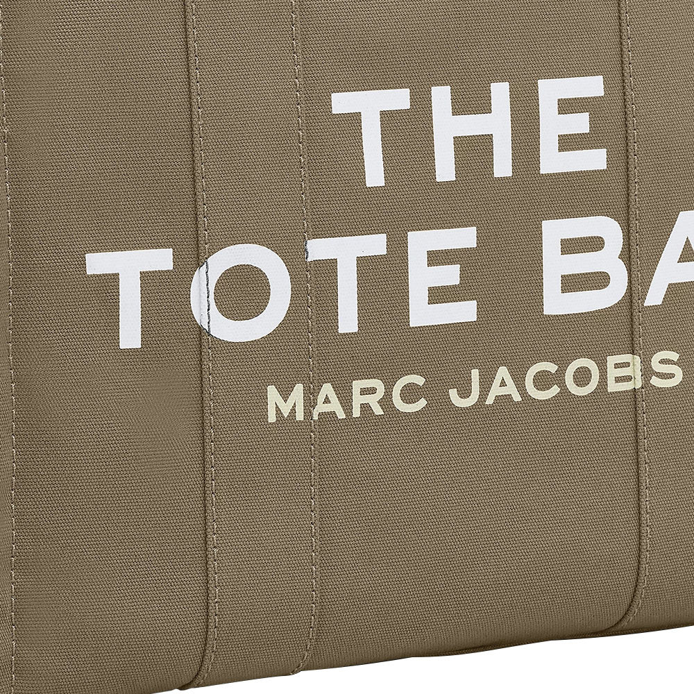MARC JACOBS
