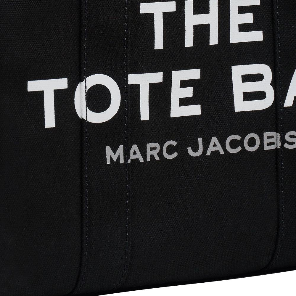 MARC JACOBS