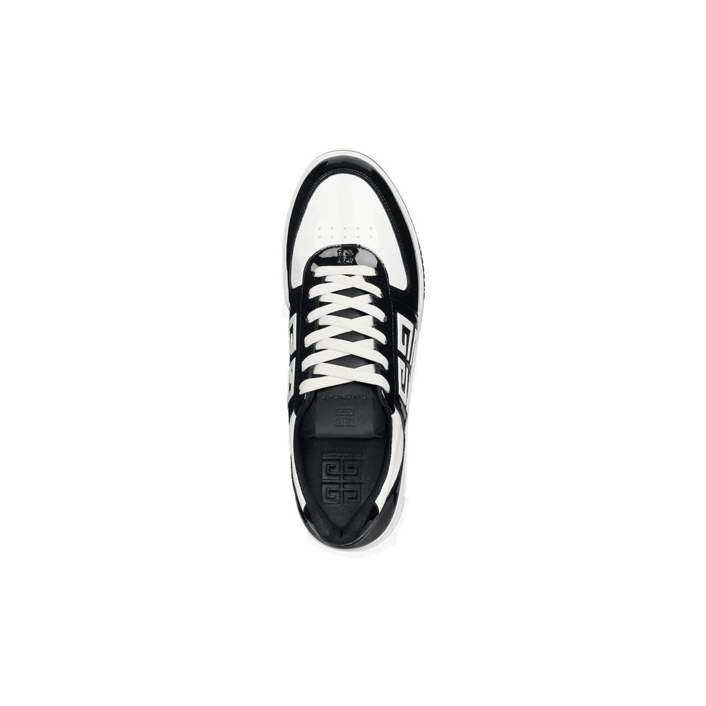 GIVENCHY