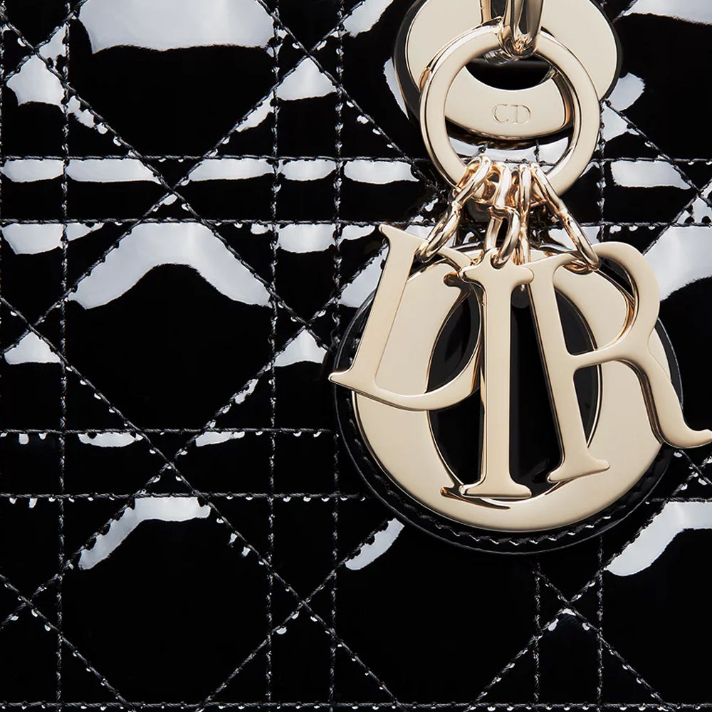 CHRISTIAN DIOR
