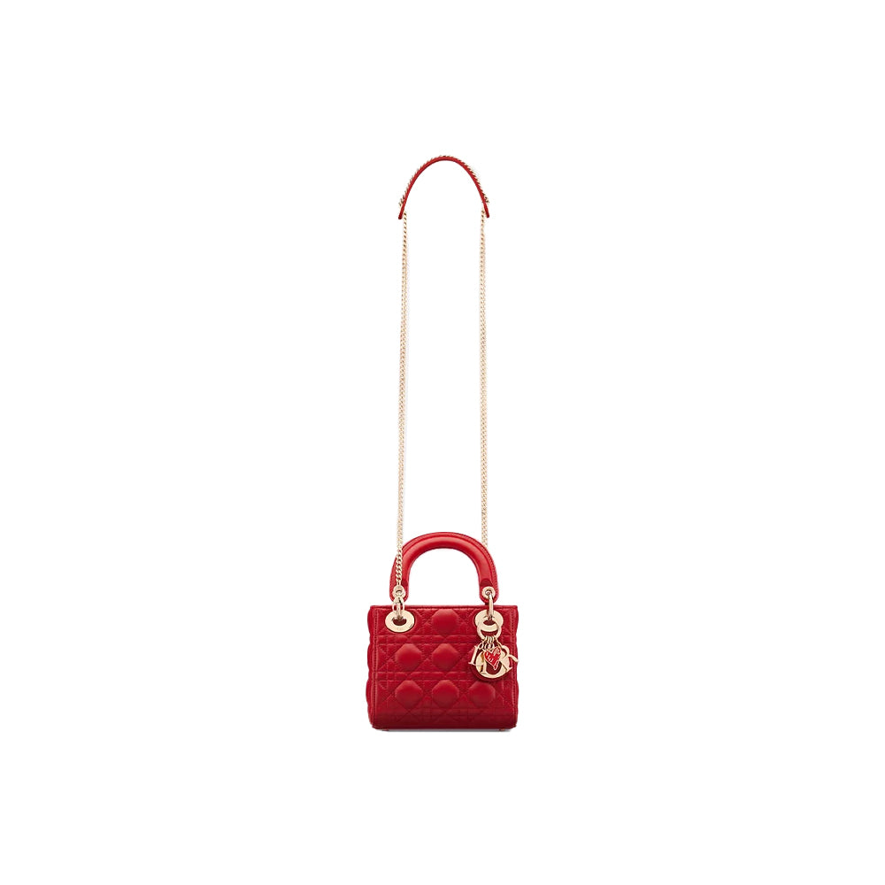 CHRISTIAN DIOR