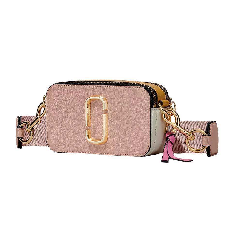 MARC JACOBS