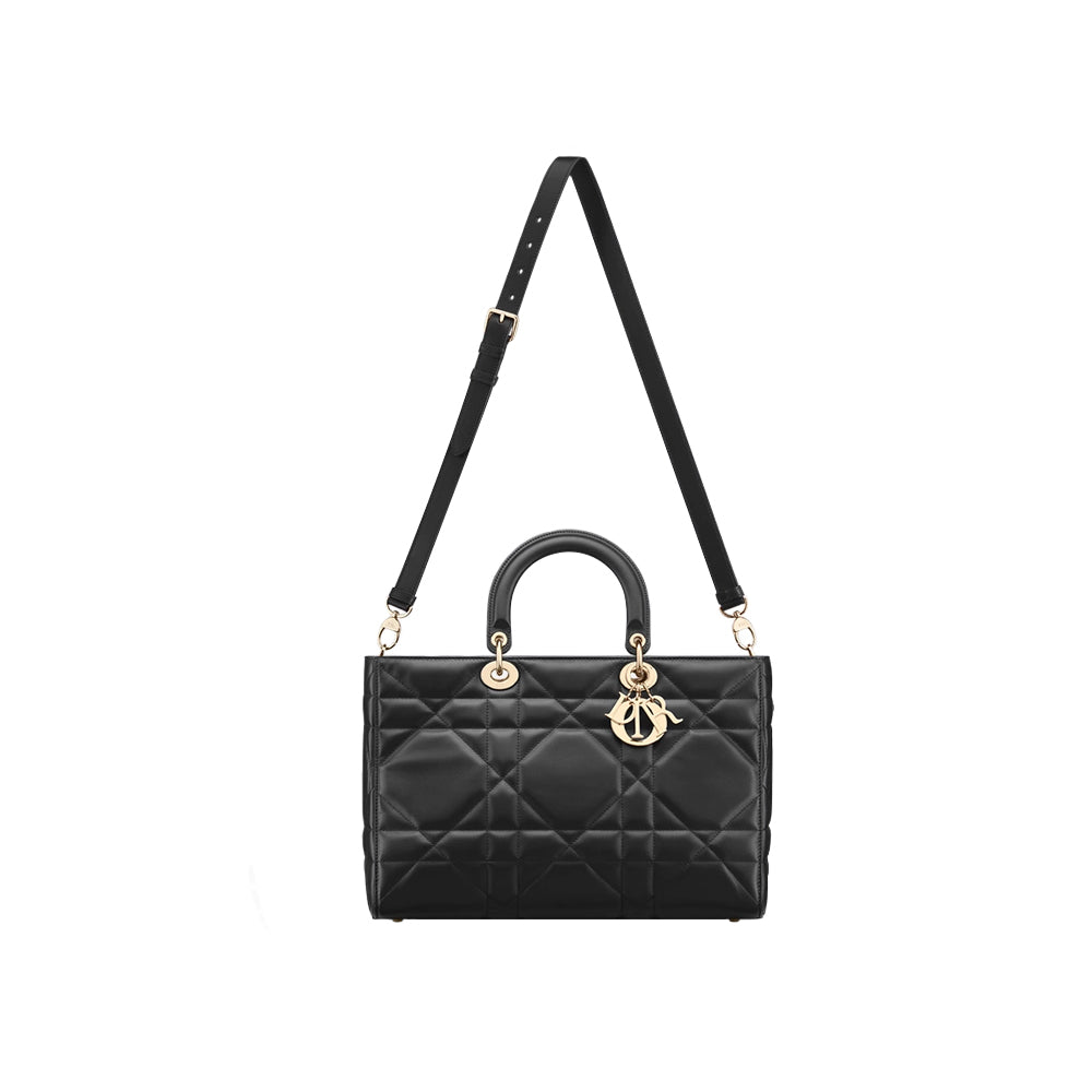 CHRISTIAN DIOR
