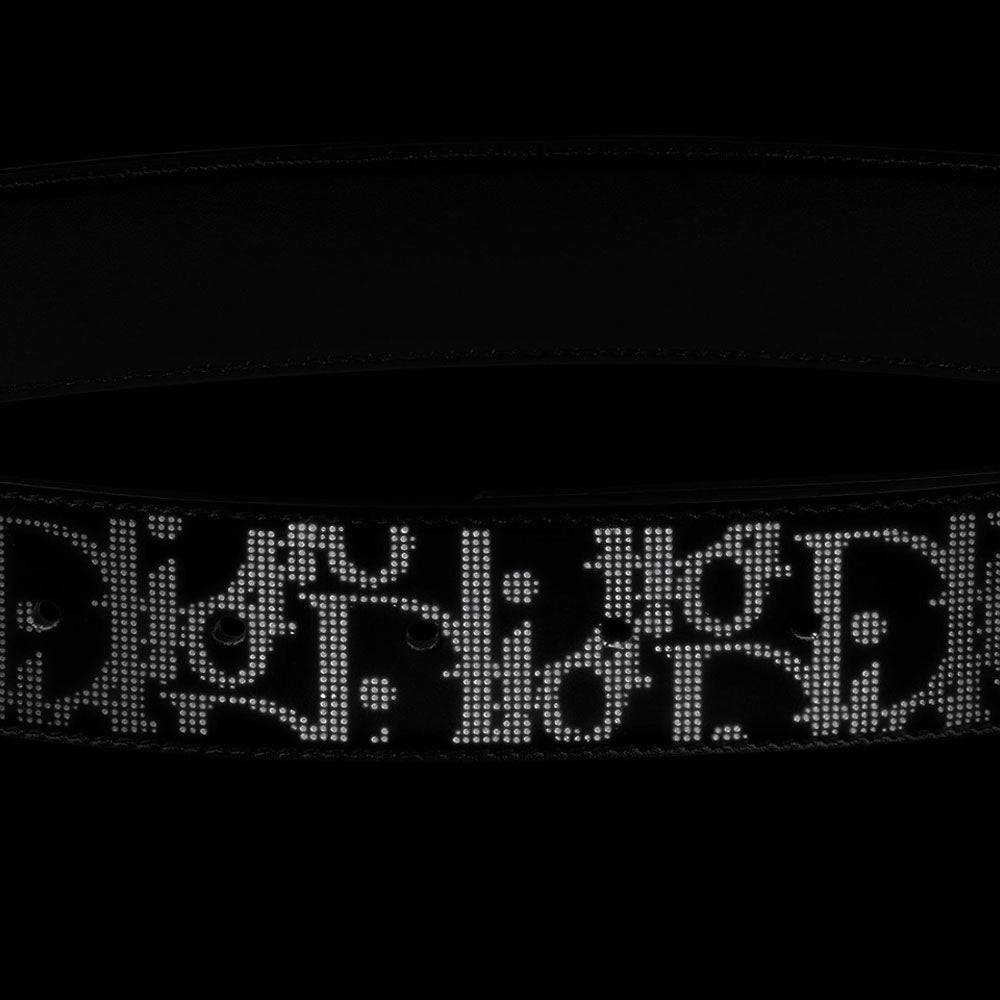 CHRISTIAN DIOR