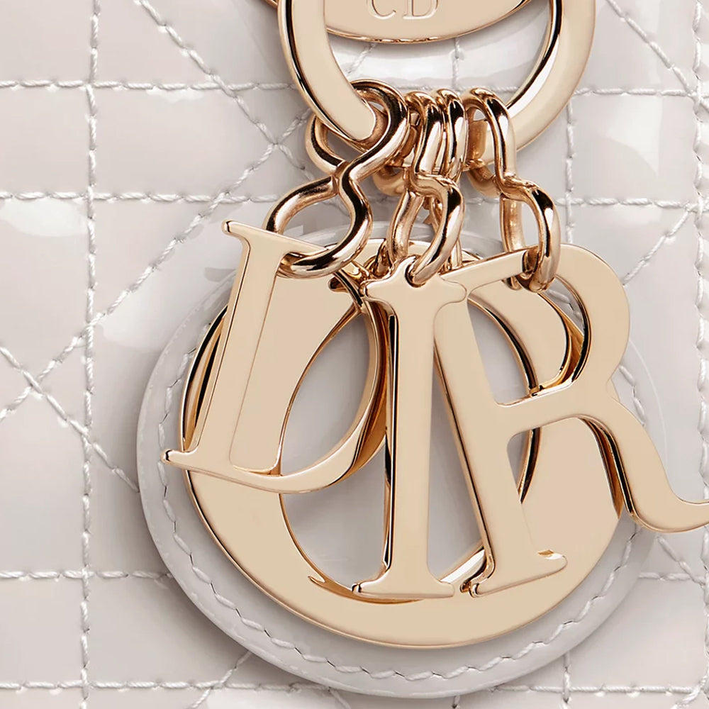 CHRISTIAN DIOR