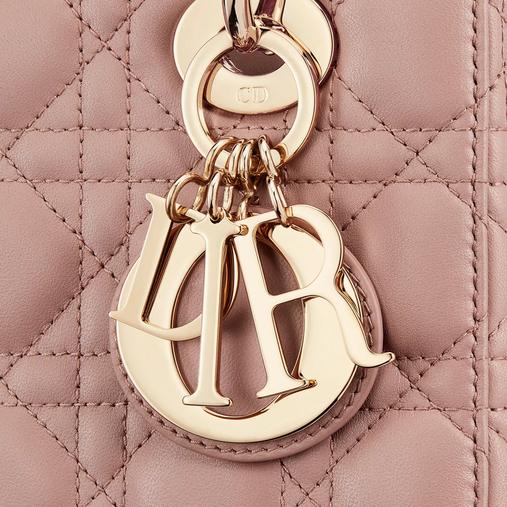 CHRISTIAN DIOR