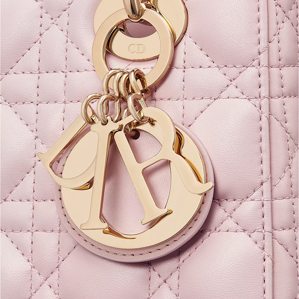 CHRISTIAN DIOR