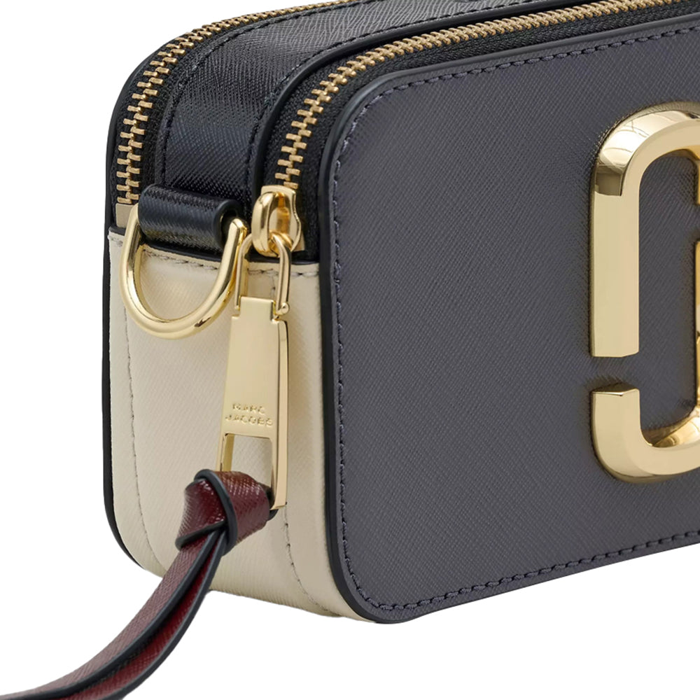 MARC JACOBS