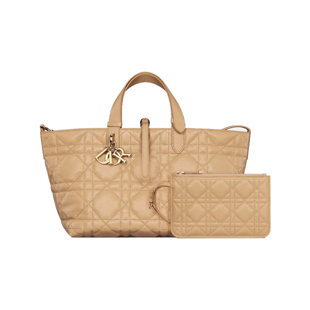 CHRISTIAN DIOR