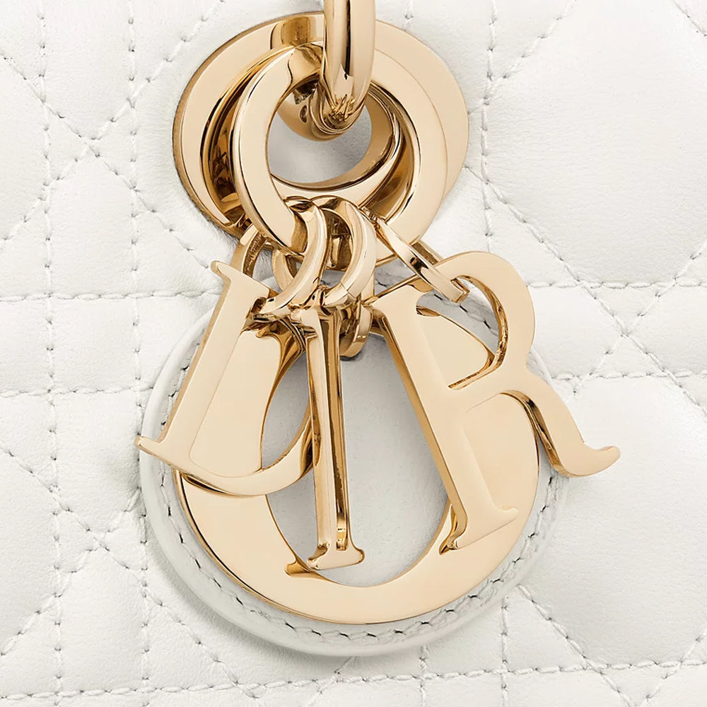 CHRISTIAN DIOR