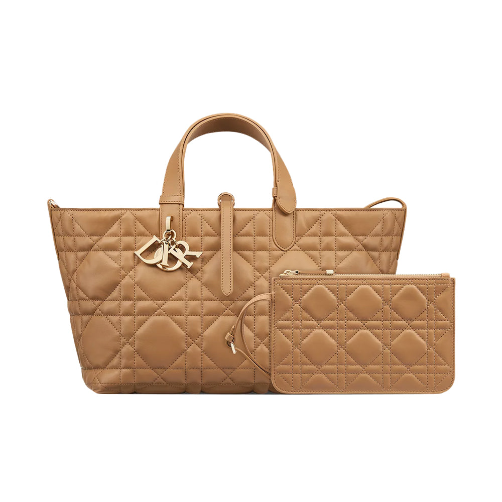 CHRISTIAN DIOR