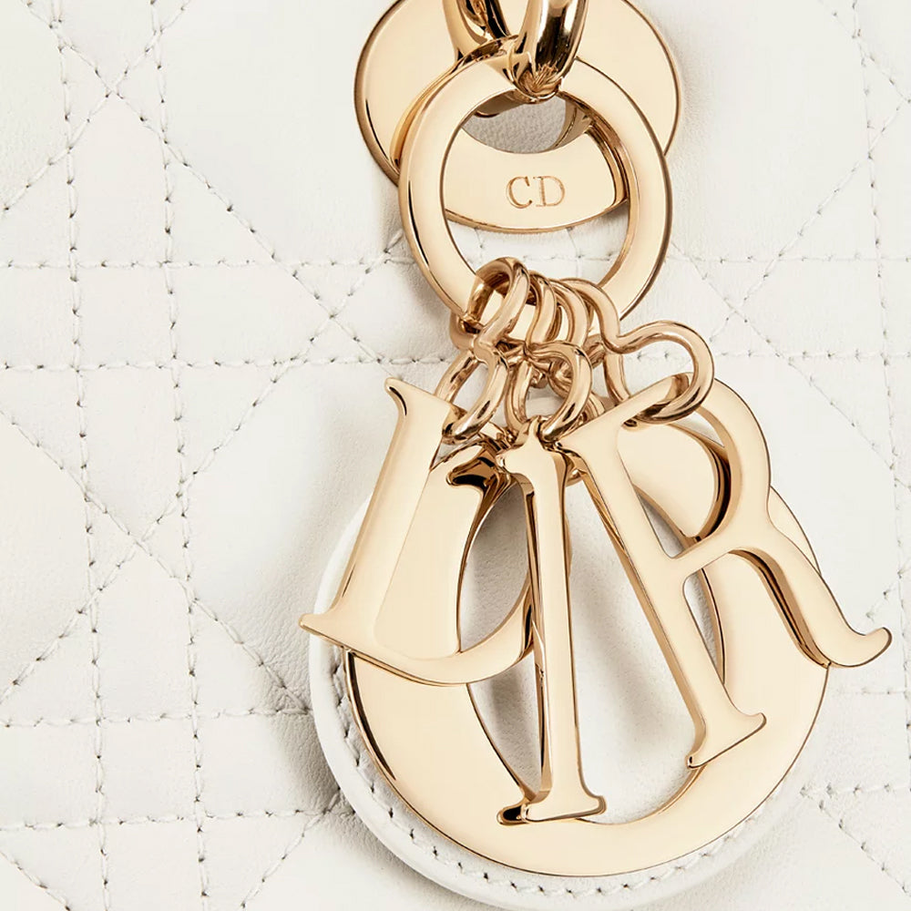 CHRISTIAN DIOR