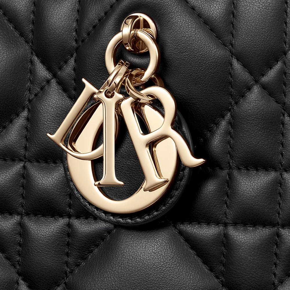 CHRISTIAN DIOR