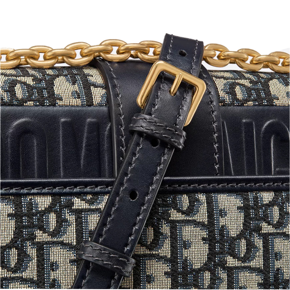 CHRISTIAN DIOR