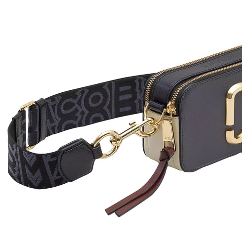MARC JACOBS