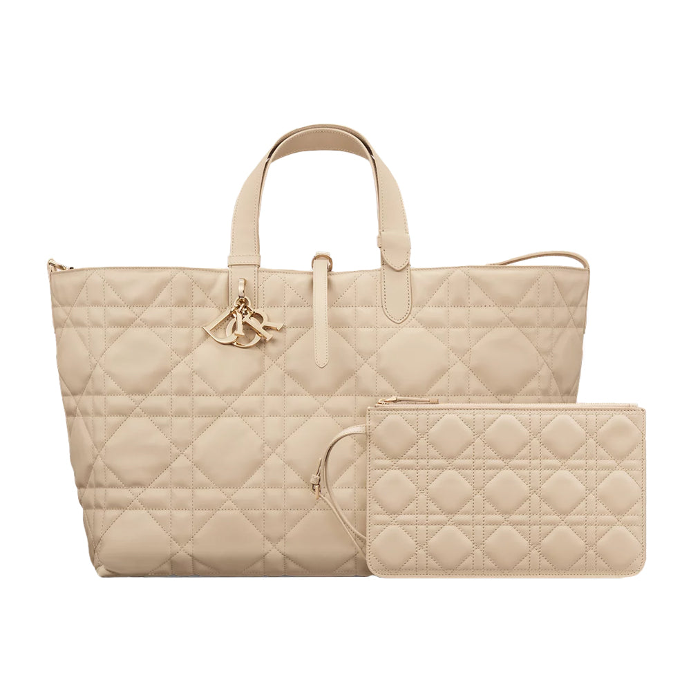 CHRISTIAN DIOR