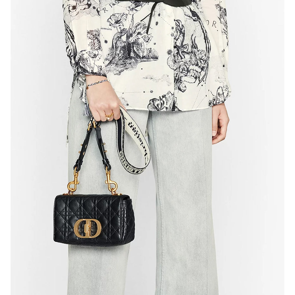 CHRISTIAN DIOR