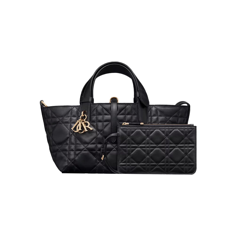 CHRISTIAN DIOR