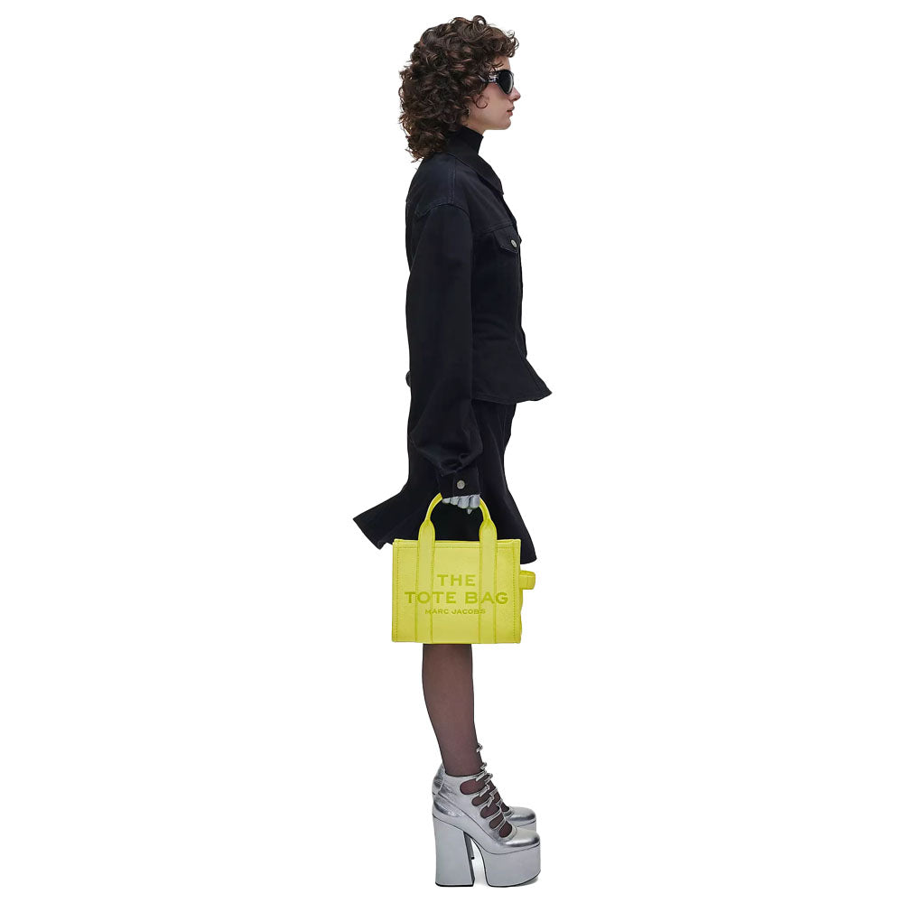MARC JACOBS
