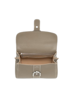 DELVAUX