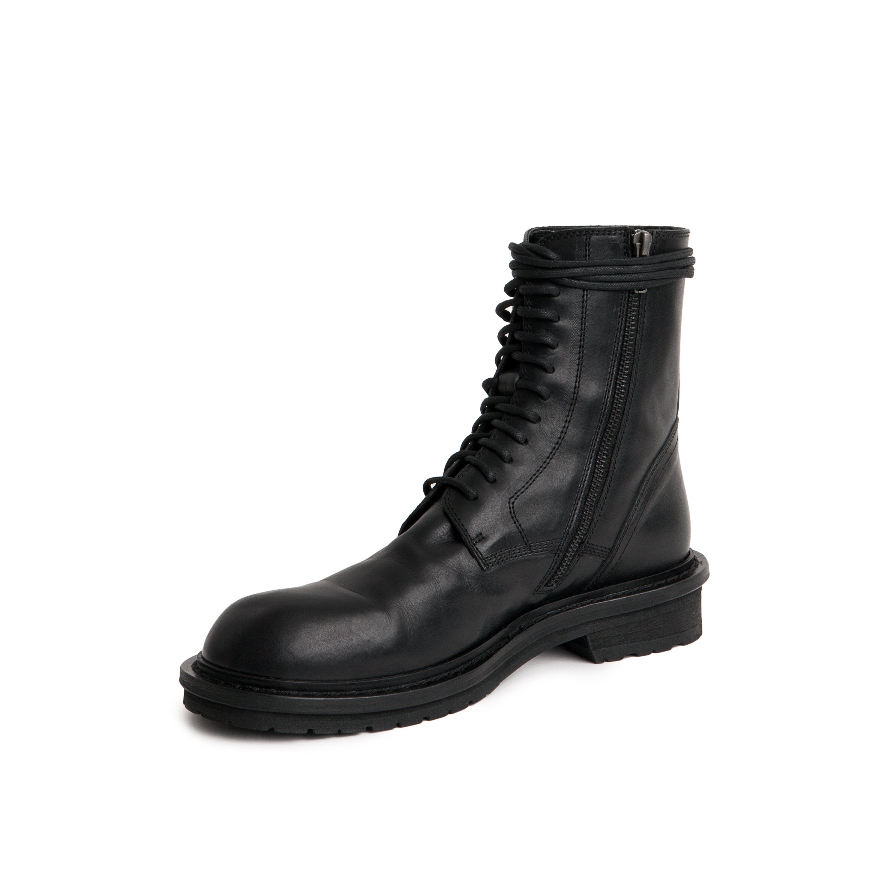 ANN DEMEULEMEESTER