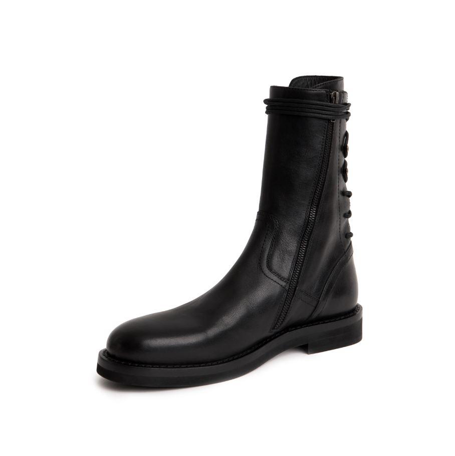 ANN DEMEULEMEESTER