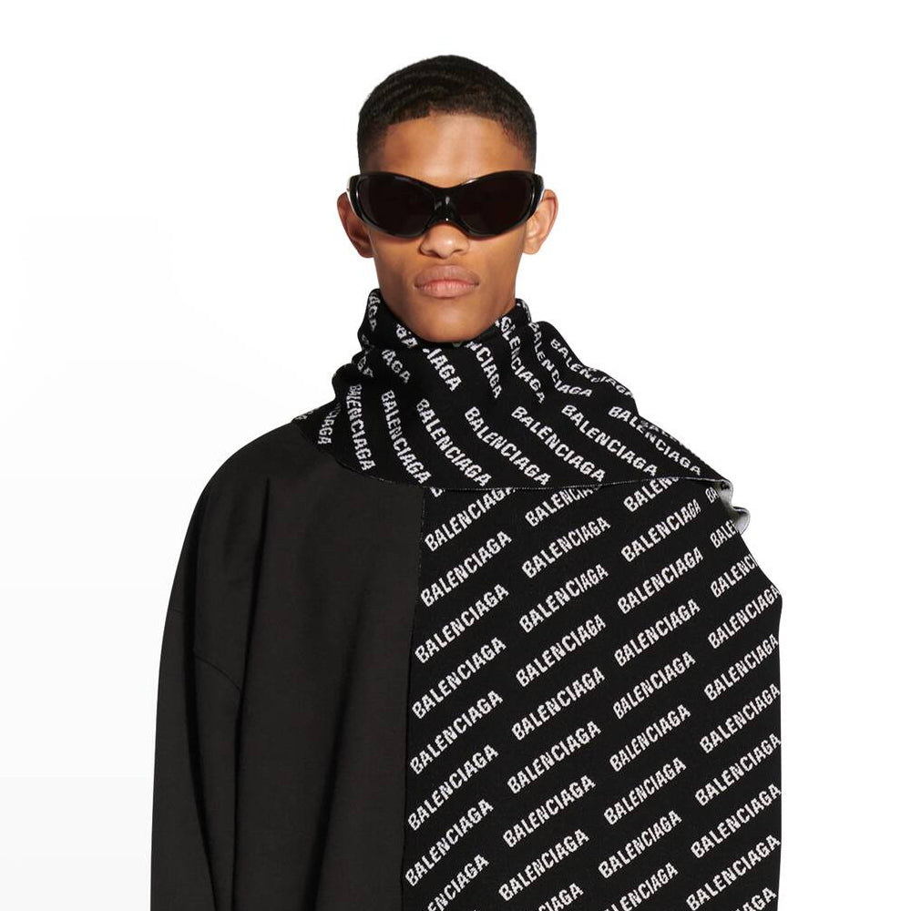 BALENCIAGA