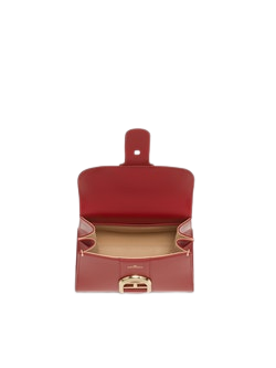 DELVAUX