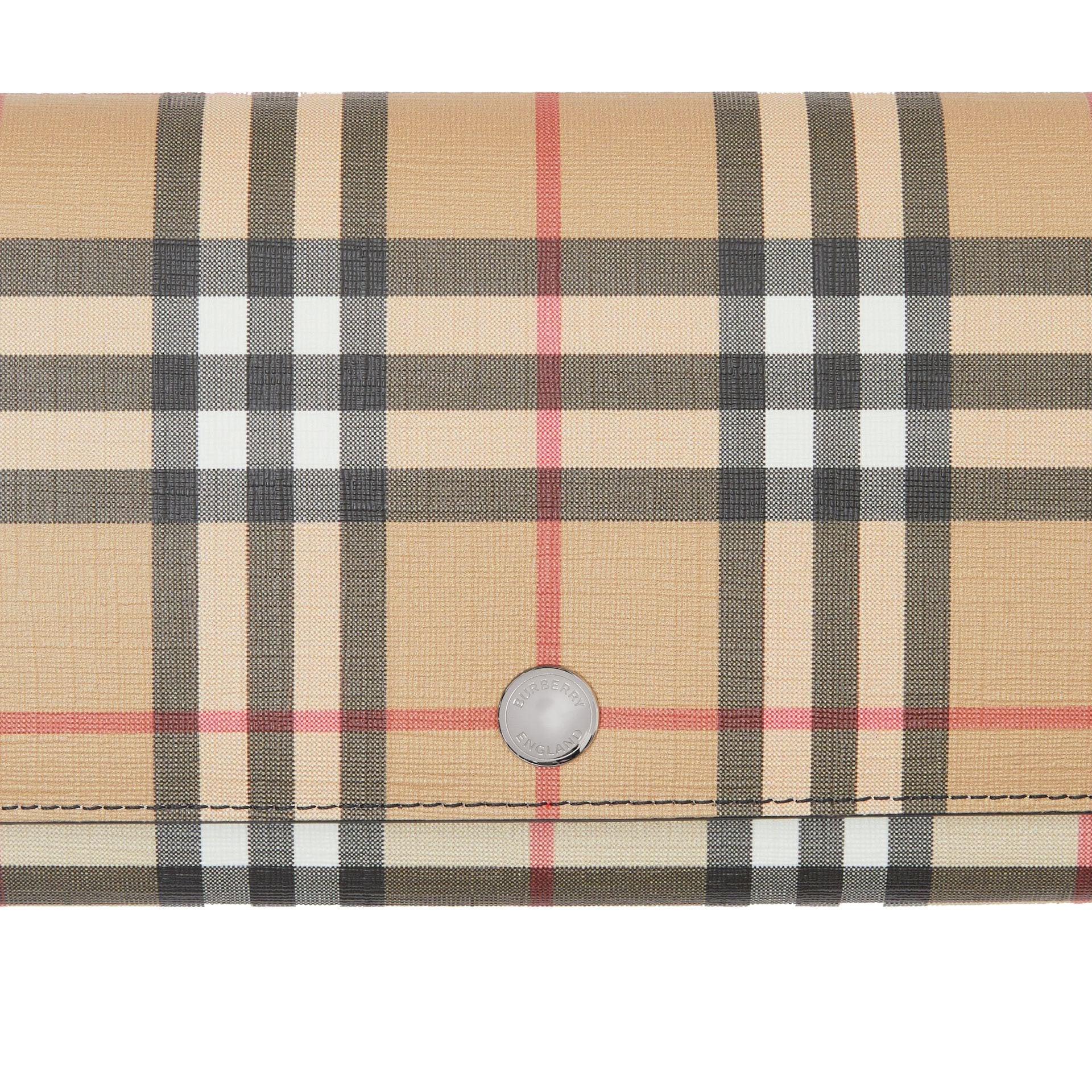BURBERRY