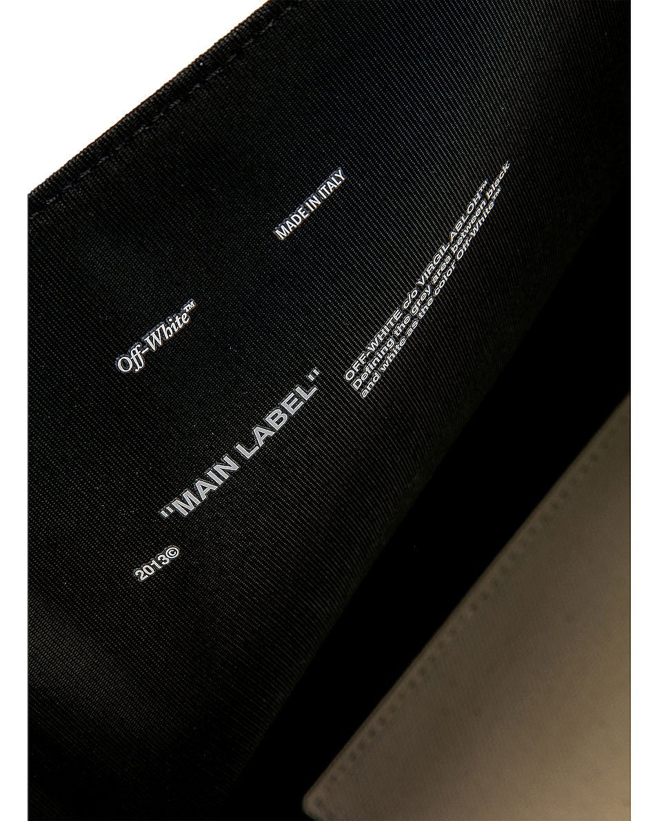 OFF WHITE