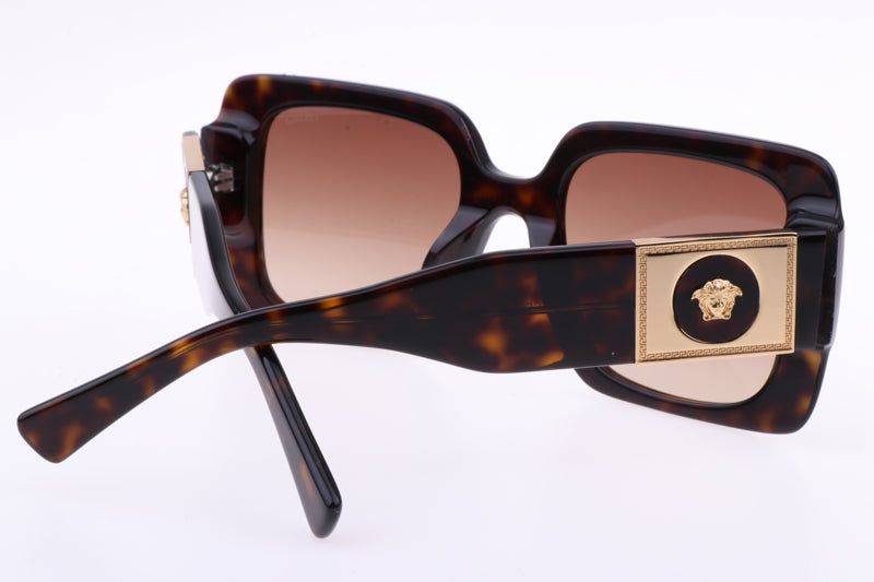 VERSACE