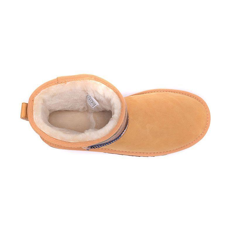 UGG