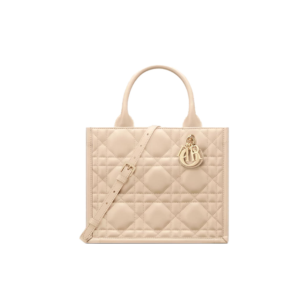 CHRISTIAN DIOR