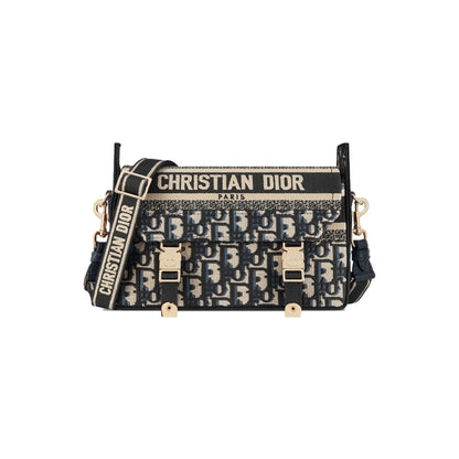 CHRISTIAN DIOR