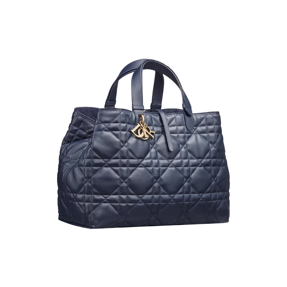 CHRISTIAN DIOR